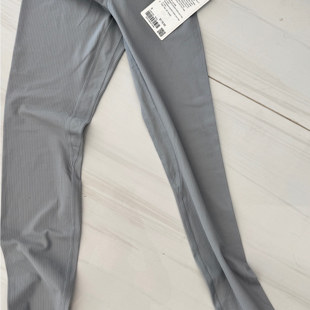 Brand new with tag Lululemon Athletica Blue Ribbed Align Pants 28in length